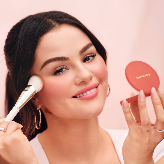 RARE BEAUTY MATTE BOUNCY BLUSH - ALIVE